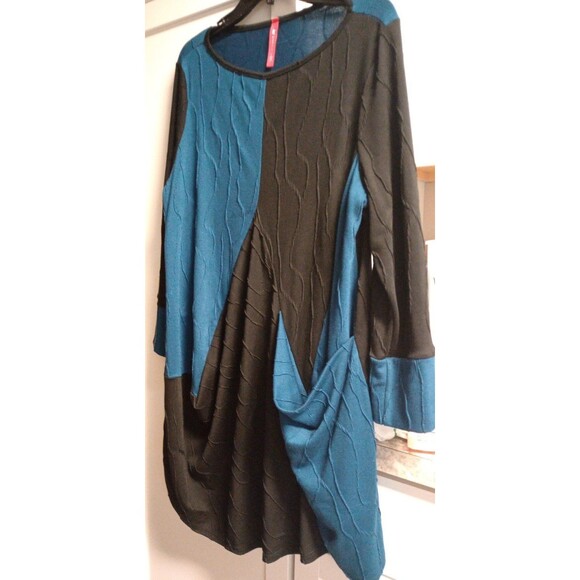 IC by Connie K Made in USA Artsy Lagenlook Tunic Top, Size Large - Picture 2 of 12